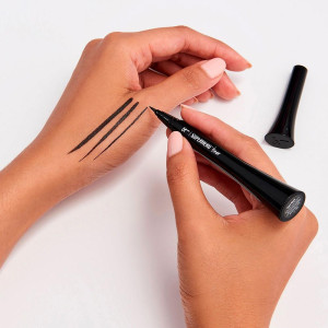 Superhero Liner Eyeliner...