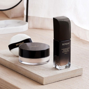 Sensai Flawless Satin Foundation Spf25 Nro 102 Beige Marfil 30Ml