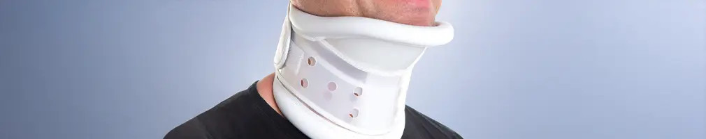 Collarín cervical ortopédico | Soporte y alivio para el cuello